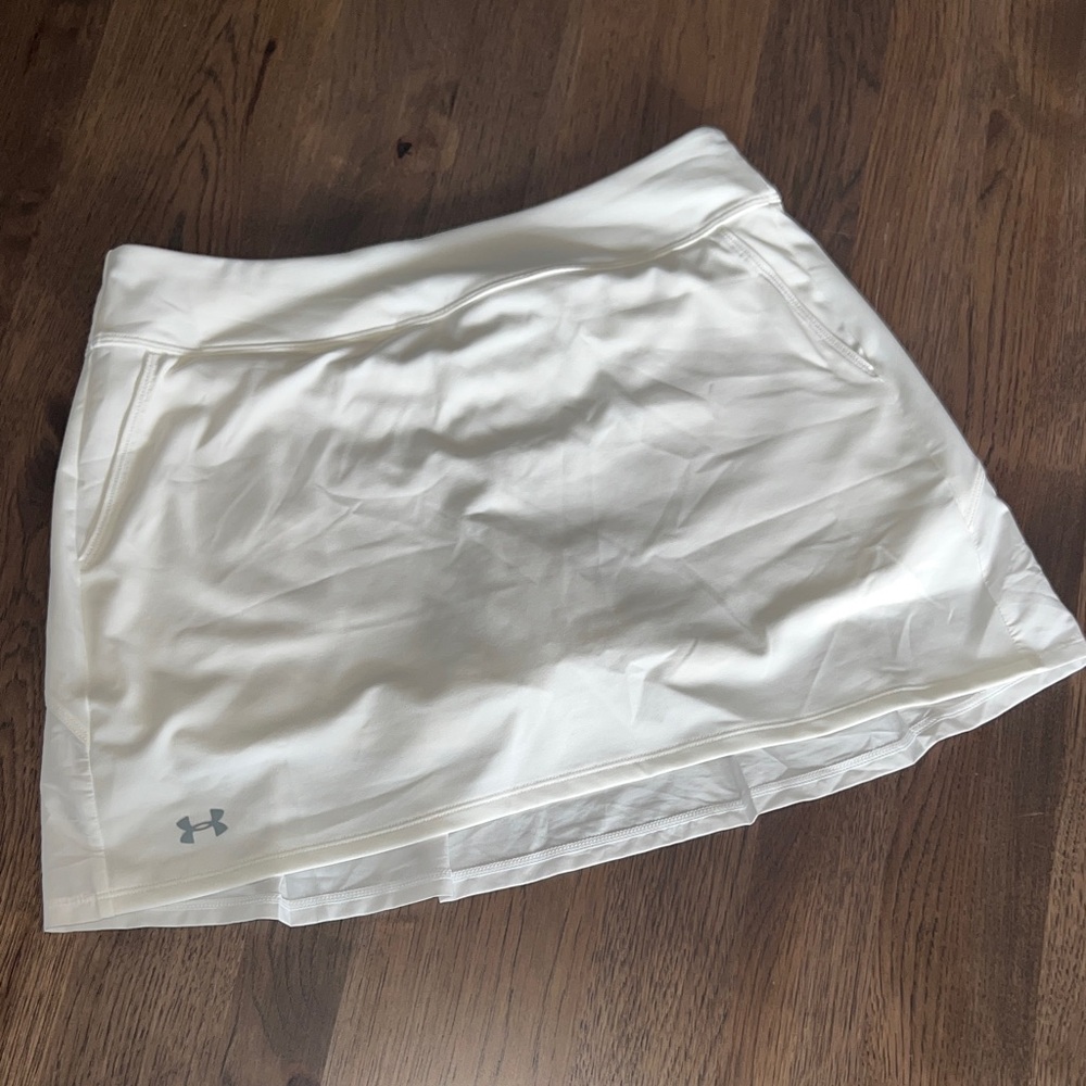 Under Armour Women’s White Skort